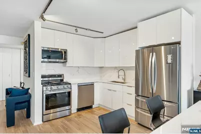 7004 Blvd East 31D #31D, Guttenberg, NJ 07093 - Photo 4