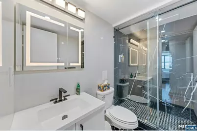 7004 Blvd East 31D #31D, Guttenberg, NJ 07093 - Photo 8