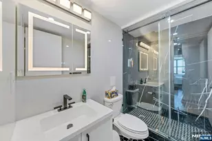 7004 Blvd East 31D, Guttenberg, NJ 07093 - Photo 8