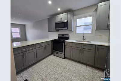 7-9 Hudson Street 2nd #2ND, Newark, NJ 07103 - Photo 1
