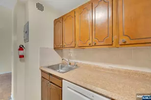 265 Main Street 209, Ridgefield Park, NJ 07660 - Photo 14