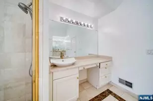 270 Marietta St, Englewood Cliffs, NJ 07632 - Photo 18