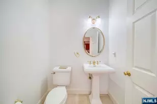 270 Marietta St, Englewood Cliffs, NJ 07632 - Photo 8