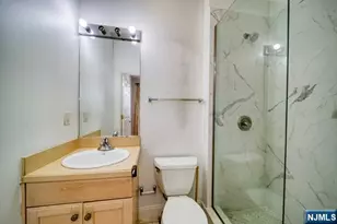 270 Marietta St, Englewood Cliffs, NJ 07632 - Photo 12