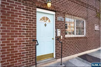 75 Palisade Avenue 1 #1, Jersey City, NJ 07306 - Photo 1