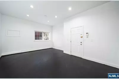 75 Palisade Avenue 1 #1, Jersey City, NJ 07306 - Photo 8