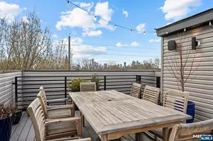 865 Summit Ave 2, Jersey City, NJ 07307 - Photo 20