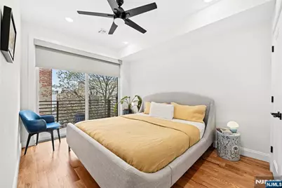 865 Summit Avenue 2 #2, Jersey City, NJ 07307 - Photo 12