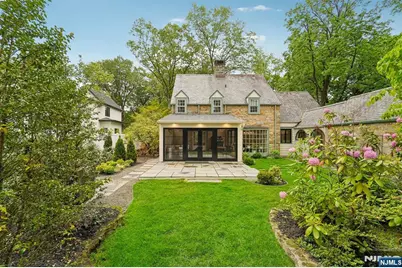 88 Depeyster Avenue, Tenafly, NJ 07670 - Photo 2
