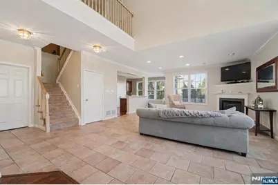 123 Levinberg Lane, Wayne, NJ 07470 - Photo 4