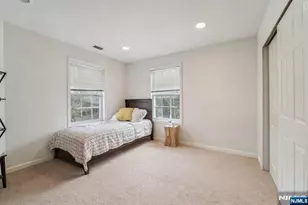 123 Levinberg Ln, Wayne, NJ 07470 - Photo 16