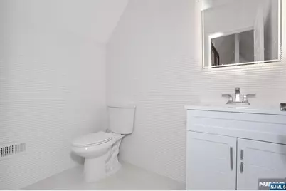169 Woodward Avenue, Rutherford, NJ 07070 - Photo 36
