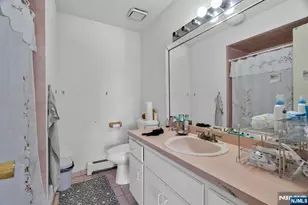 266 Garibaldi Ave 9, Lodi, NJ 07644 - Photo 32