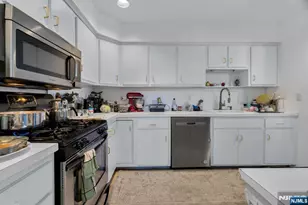 266 Garibaldi Ave 9, Lodi, NJ 07644 - Photo 16
