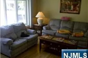 62 Reid Ave, Bergenfield, NJ 07621 - Photo 6