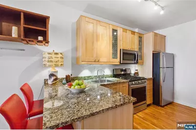 124 Madison Street A #A, Hoboken, NJ 07030 - Photo 4