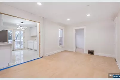 14 Highwood Avenue, Glen Rock, NJ 07452 - Photo 10