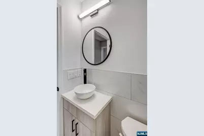 54 Holland Street, Newark, NJ 07103 - Photo 24
