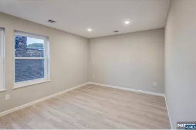 54 Holland Street, Newark, NJ 07103 - Photo 18