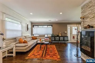 326 Brookside Avenue, Cresskill, NJ 07626 - Photo 4
