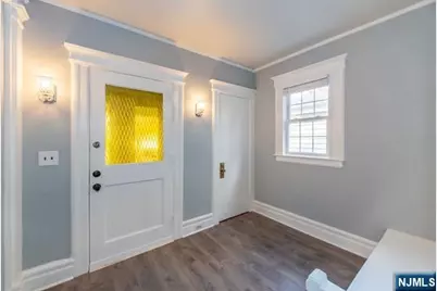 14 Grove Terrace 2 #2, Montclair, NJ 07042 - Photo 4