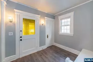 14 Grove Terrace 2, Montclair, NJ 07042 - Photo 4