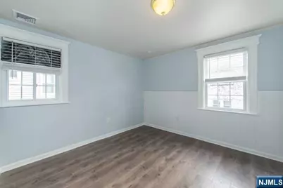 14 Grove Terrace 2 #2, Montclair, NJ 07042 - Photo 12