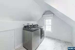14 Grove Terrace 2, Montclair, NJ 07042 - Photo 18