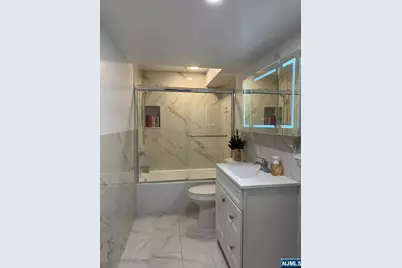 436 Meadowbrook Avenue, Ridgewood, NJ 07450 - Photo 4