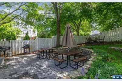 21 Markham Circle, Englewood, NJ 07631 - Photo 16