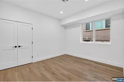 46 Hudson Avenue A #A, Edgewater, NJ 07020 - Photo 6