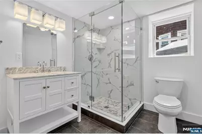 46 Hudson Avenue A #A, Edgewater, NJ 07020 - Photo 20
