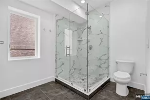 46 Hudson Ave A, Edgewater, NJ 07020 - Photo 14