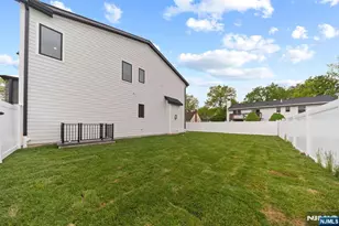 317 Edstan Way, Paramus, NJ 07652 - Photo 48