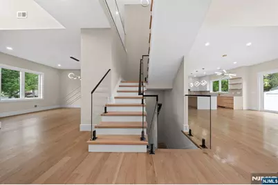 317 Edstan Way, Paramus, NJ 07652 - Photo 22