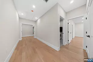 317 Edstan Way, Paramus, NJ 07652 - Photo 28
