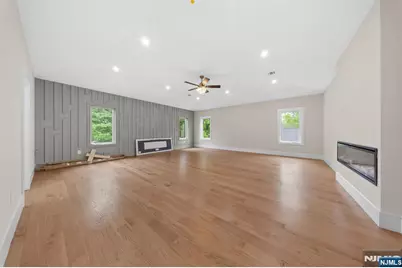 317 Edstan Way, Paramus, NJ 07652 - Photo 34