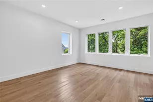 46 Hudson Ave B, Edgewater, NJ 07020 - Photo 16