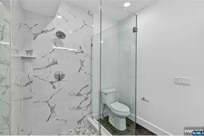 46 Hudson Avenue B #B, Edgewater, NJ 07020 - Photo 22