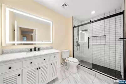 399 11th Street 206 #206, Palisades Park, NJ 07650 - Photo 14