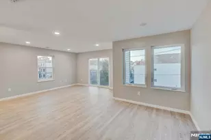 581 Bergen St, Newark, NJ 07108 - Photo 6