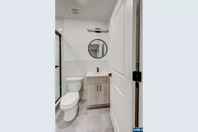 581 Bergen Street, Newark, NJ 07108 - Photo 18