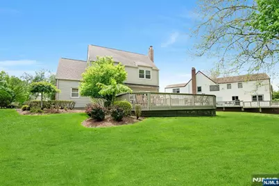 42-09 Cosgrove Court, Fair Lawn, NJ 07410 - Photo 32