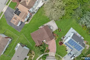 42-09 Cosgrove Ct, Fair Lawn, NJ 07410 - Photo 34