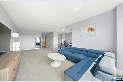 150 Overlook Avenue 8D #8D, Hackensack, NJ 07601 - Photo 6
