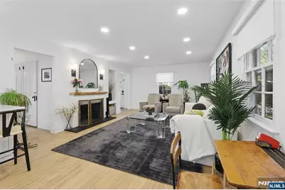4 Lois Avenue, Demarest, NJ 07627 - Photo 8
