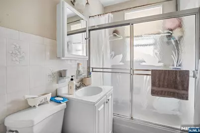 58 Floyd Avenue, Bloomfield, NJ 07003 - Photo 22