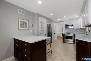 20 W Saddle River Rd, Waldwick, NJ 07463 - Photo 10