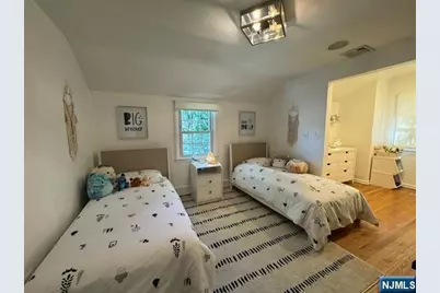 575 Knickerbocker Road, Tenafly, NJ 07670 - Photo 12