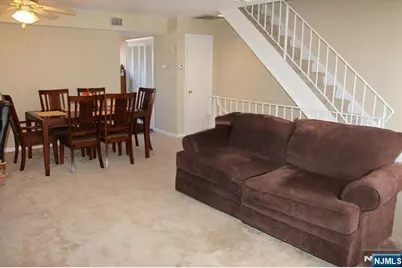 8 Leary Avenue G #G, Bloomingdale, NJ 07403 - Photo 2